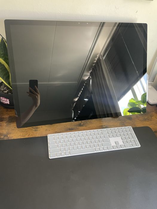 Коледна промоция! Microsoft Surface Studio I7 1TB 28-inch тъч дисплей