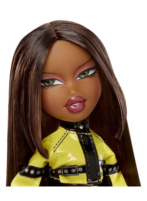 Кукла Bratz Saha scorchin