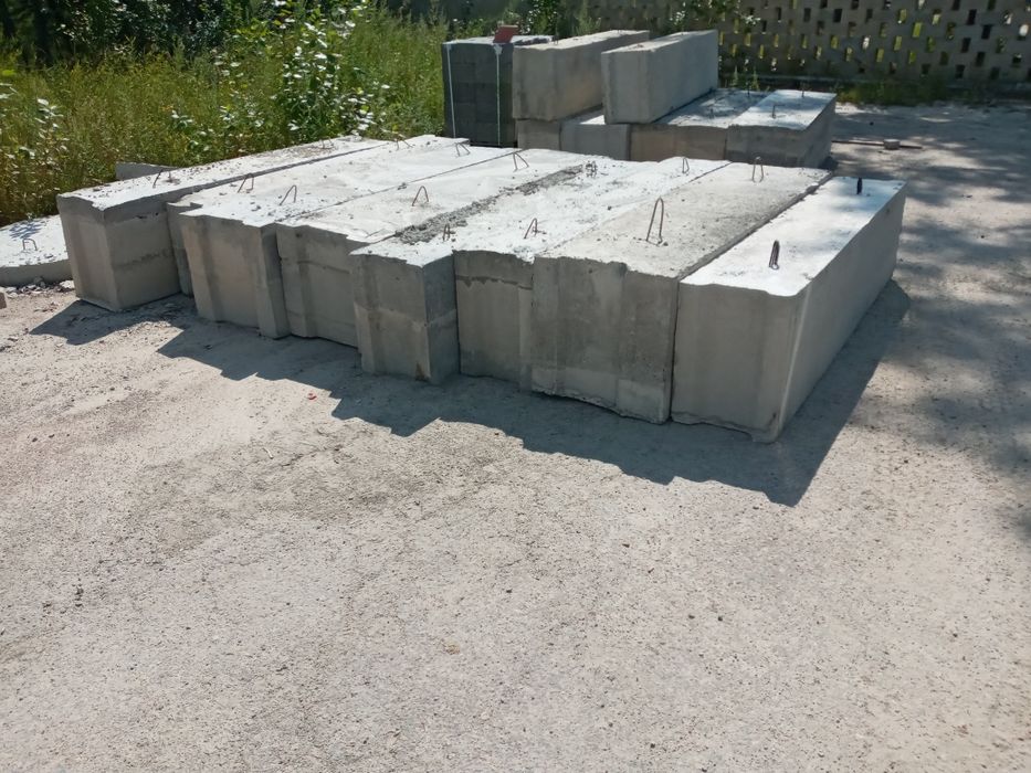 Продам фундаментные блоки 40