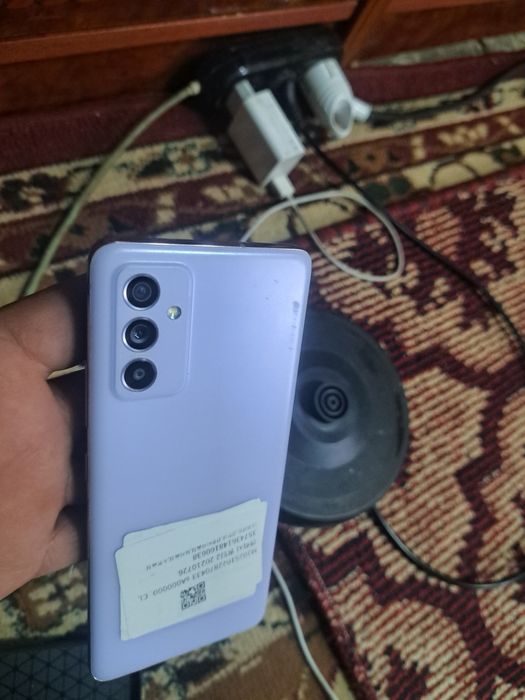 Самсунг а82 холати яхши