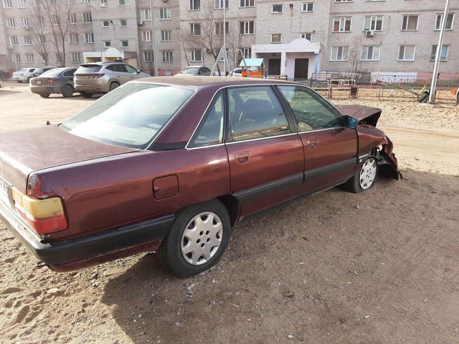 Продам ауди позапчестям