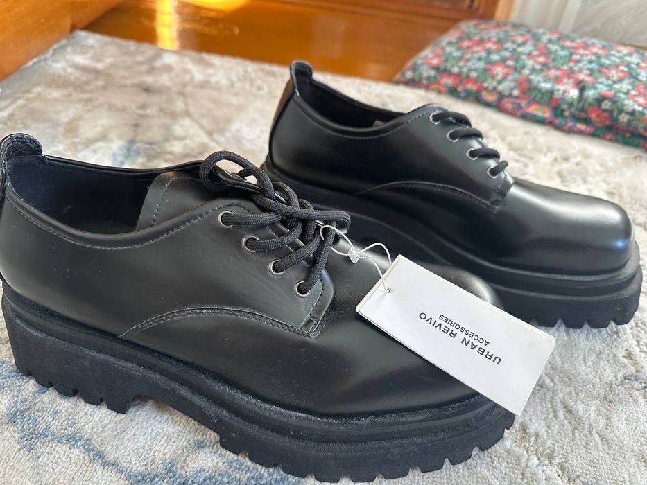 Зимние сапоги.44