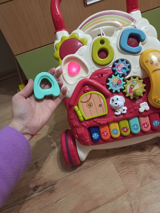 бебешка проходилка - walker