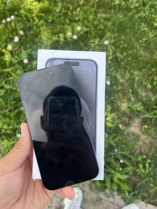 Продам Iphone 15pro