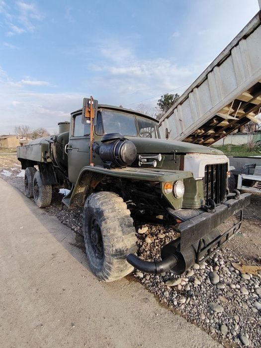 Бензовоз заправщик Урал Маз 6 талик мотор