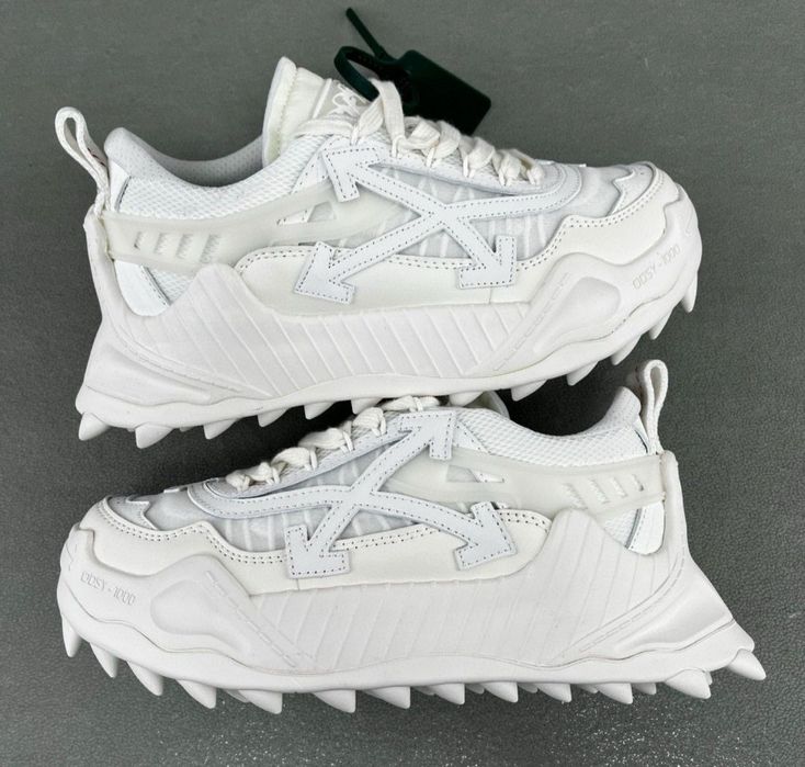 Vând off white oddsy