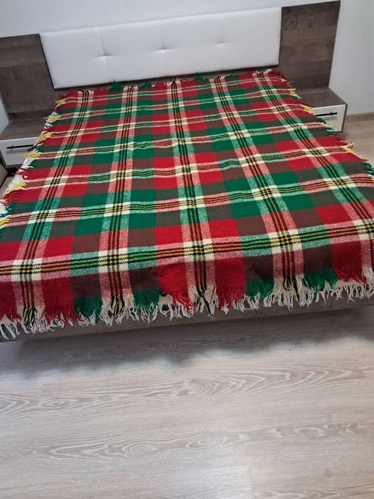 Родопски одеала и кичени халища