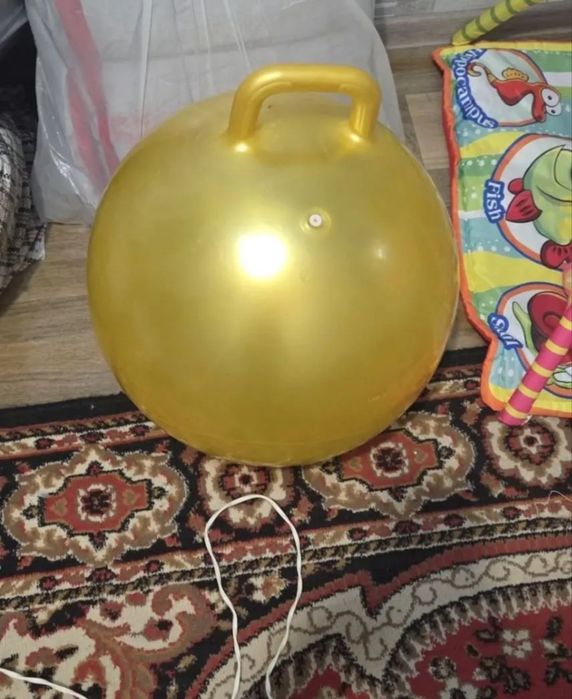 Продам фитбол мячик