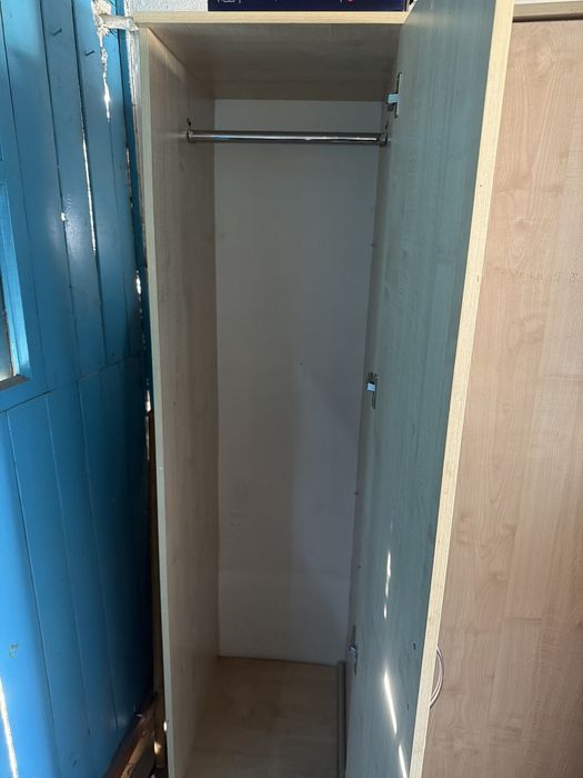 Шкаф в хоошем состояние