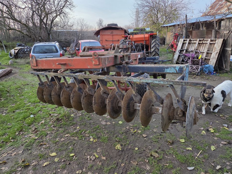 Vând  disc  agricol  în  V.