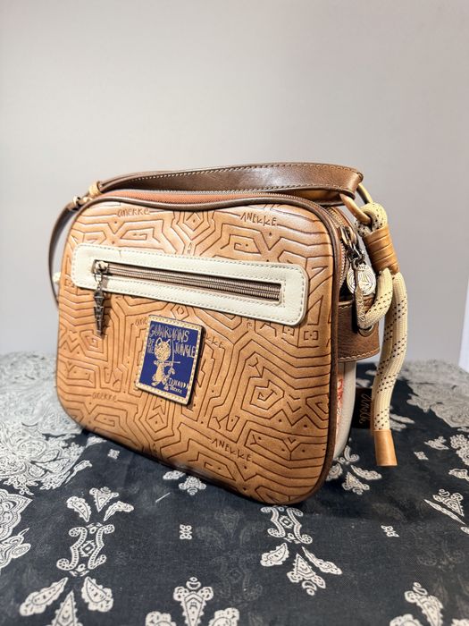 Чанта Anekke с орнаменти