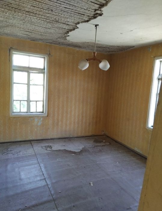 Продава къща в гр.Дупница