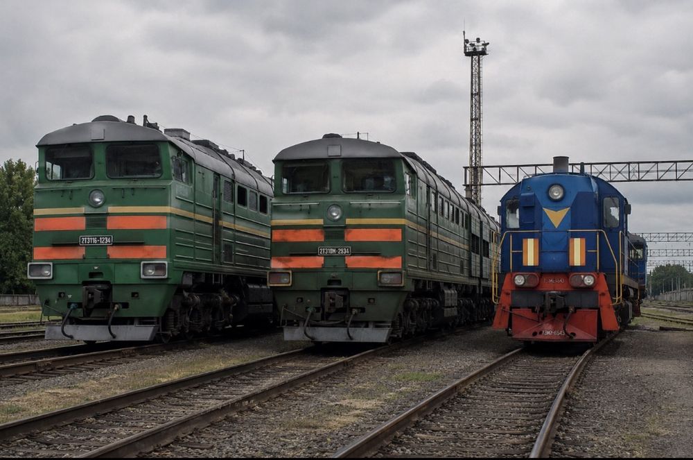 2ТЭ116 2ТЭ10М ТЭМ2  тепловозы