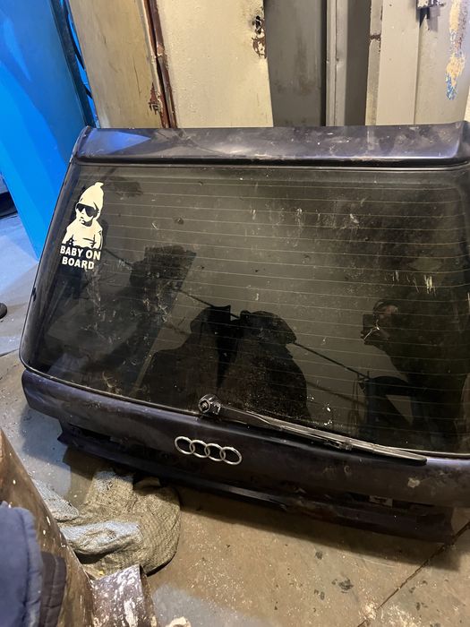 Крышка багажника ауди