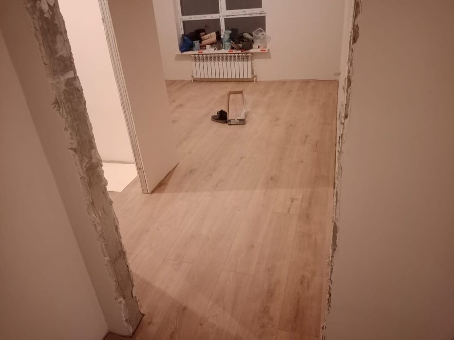 Ламинат, линолеум, паркет, плинтуса