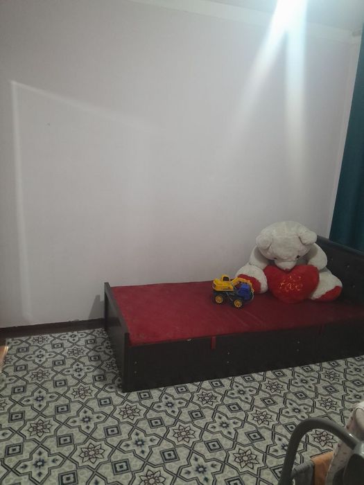 Jondor Tumanida 2 sotixli kottej sotiladi.