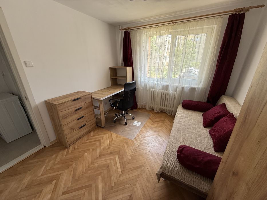 Apartament 3 camere renovat, mobilat modern | Valea Roșie