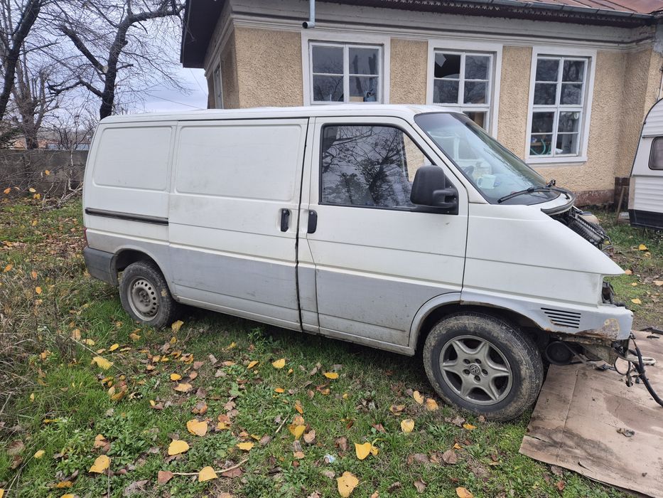 Vând sau schimb VW Transporter T4