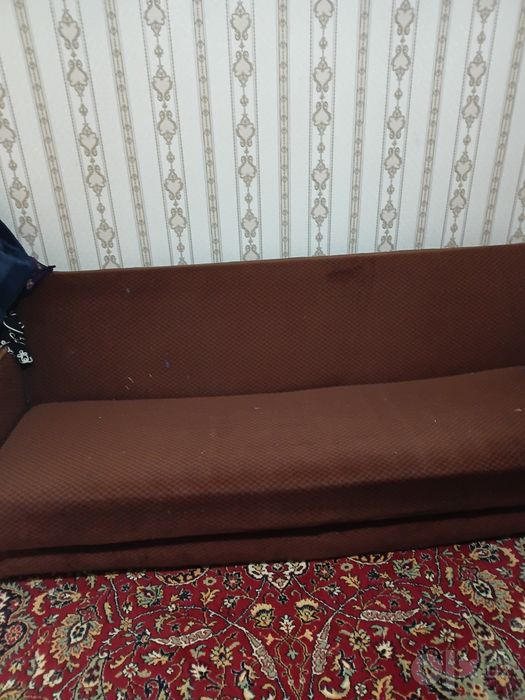 Диван и Телевизор с подставкой