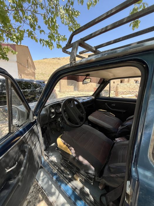 Niva 4x4 sotiladi