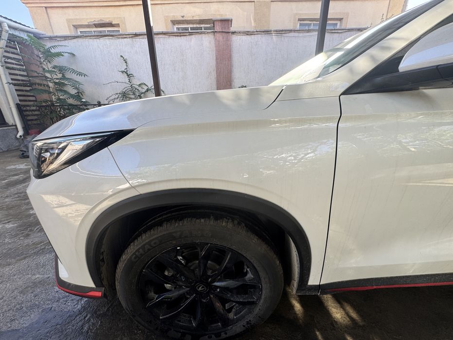 Передние крылья на Changan x5 plus
