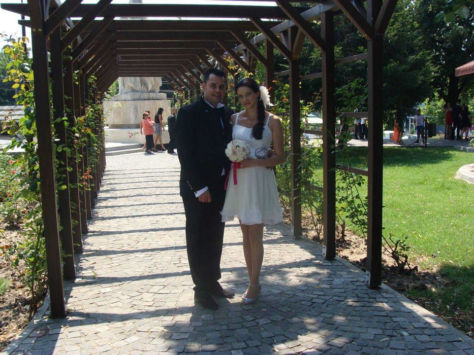 COSTUM MIRE/NAS -complet + rochita cununie BONUS