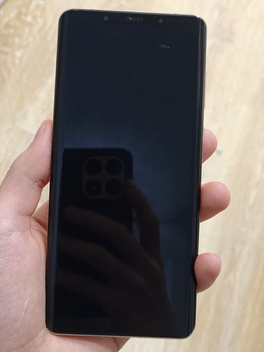 Huawei Mate 50 Pro 8/512 ГБ 93% АКБ