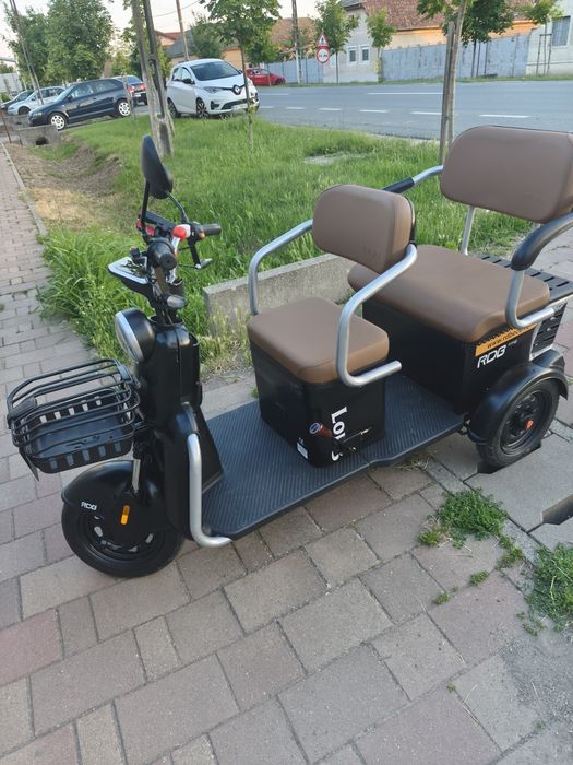 Vand Triciclu Electric RDB LONG pret bun
