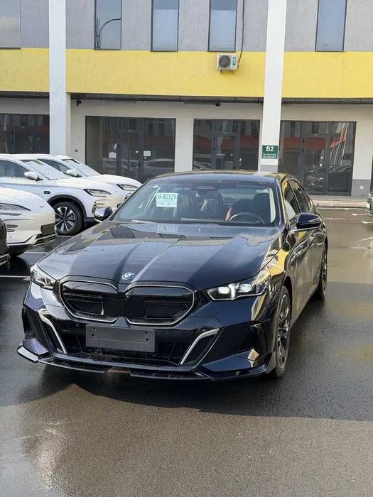 BMW I5 naqd va halol nasiya