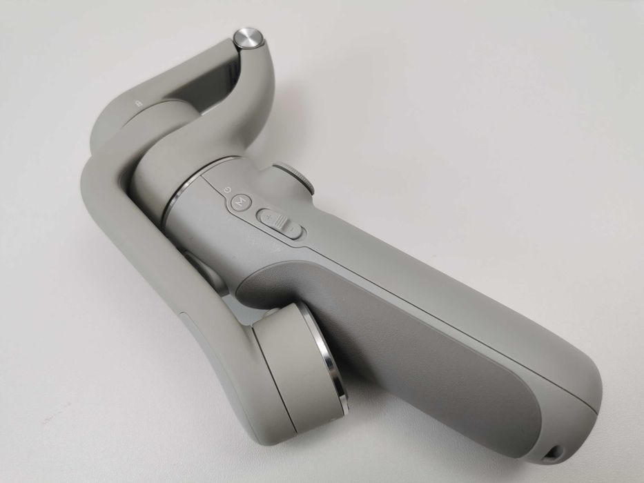 DJI Osmo Mobile 5 гимбъл за телефон