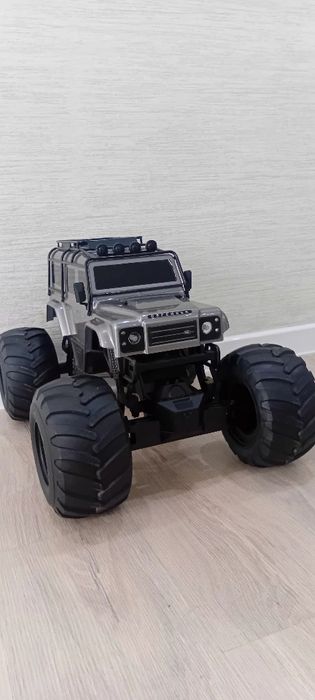 Машинка новая! От компании EE.