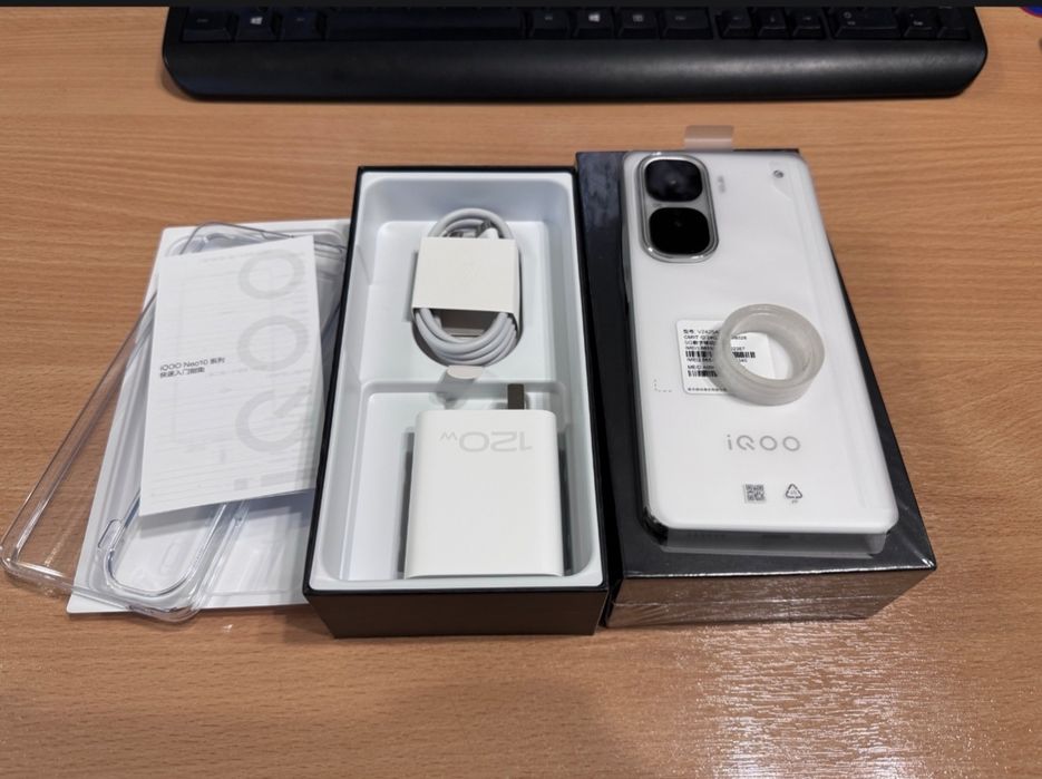 Игровой IQOO Neo 10