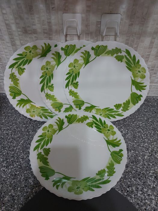 Тарелки новые 6шт