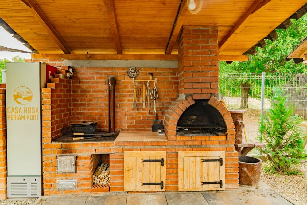 Cabana de inchiriat cu CIUBAR !!! Rezervat de REVELION!