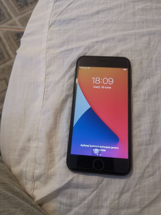 Iphone 7  in stare bună.