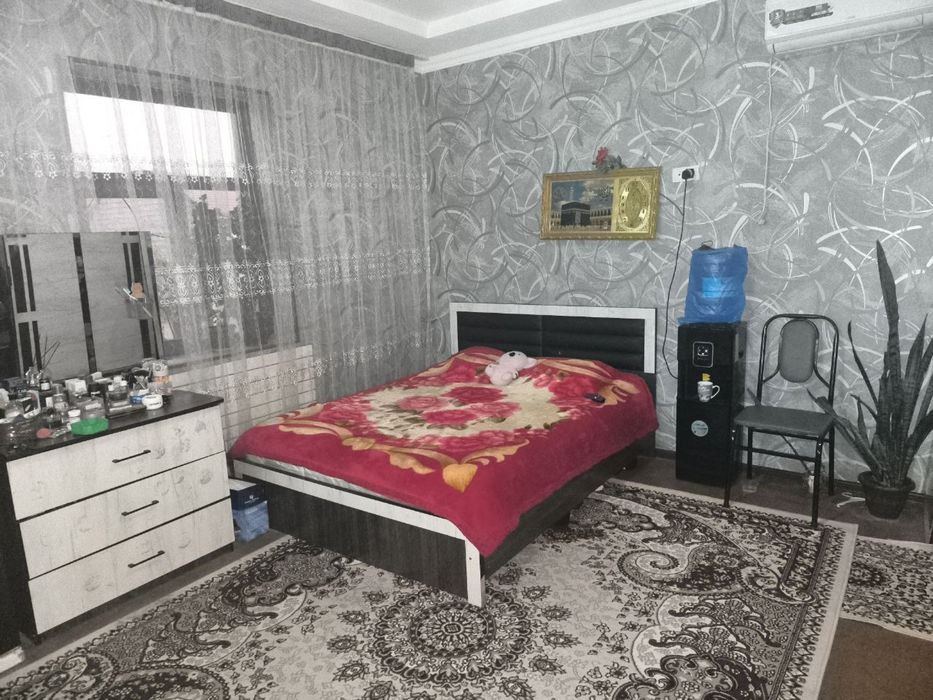 Срочно уй сотилади