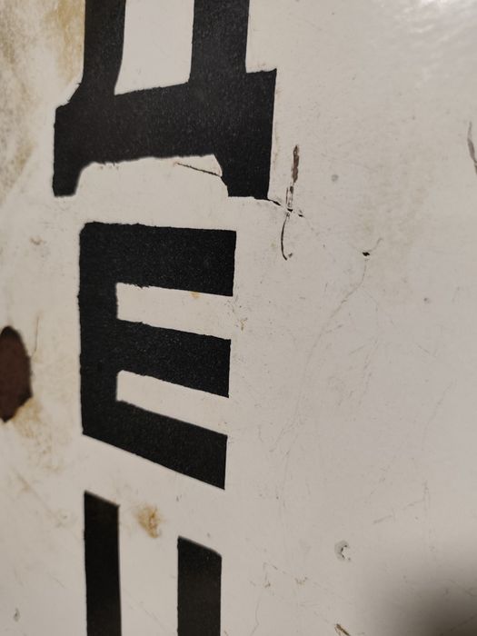 Емайлирана табела