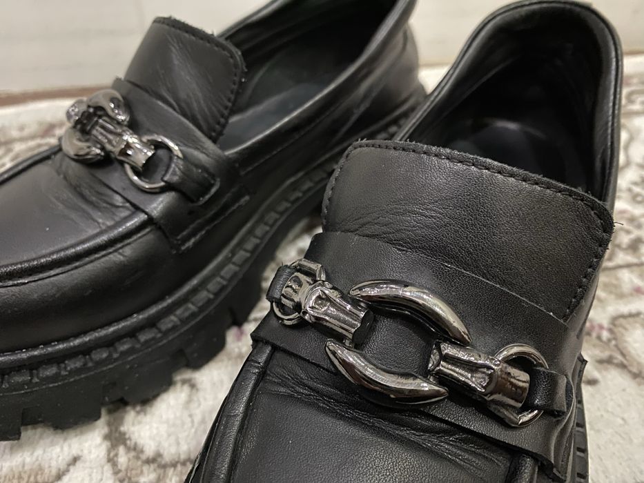 Продаются детские лоферы.