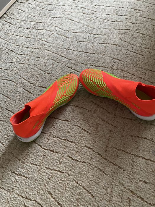 Adidas Predator Bounce