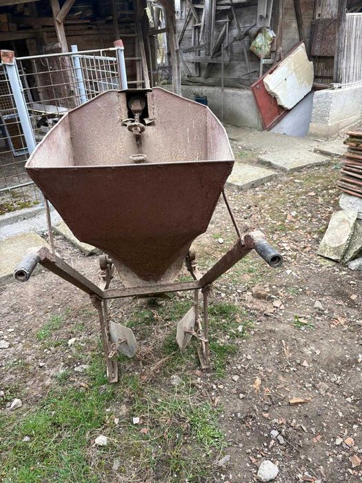 Masina semanat ,plantat cartofi
