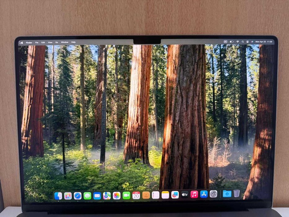 MacBook Pro 16” M1 Pro | 16GB RAM | 512GB SSD | Перфектно състояние