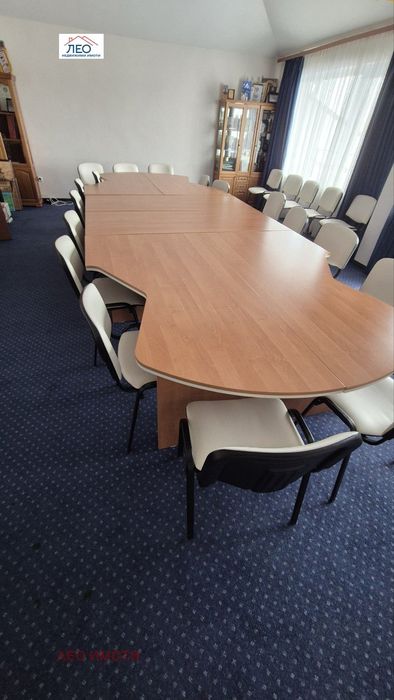 Хотел в Габрово, област-гр.Севлиево площ 1490 цена 820000