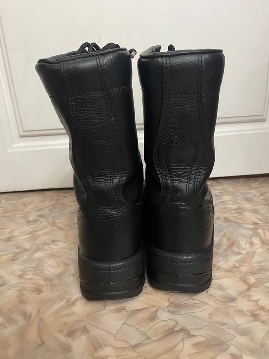 Продам берцы размер 43