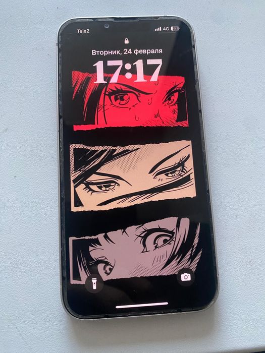 Продаю Iphone 13