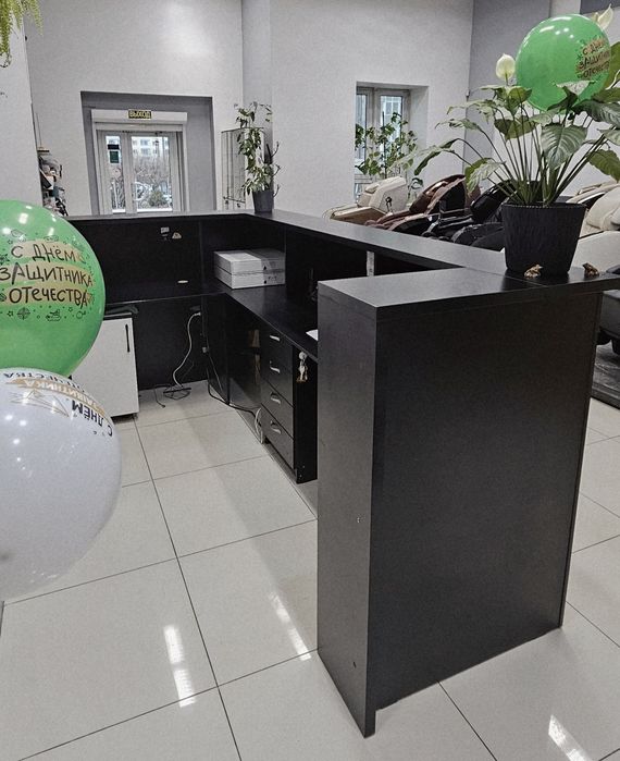 Ресепшн угловой чёрный