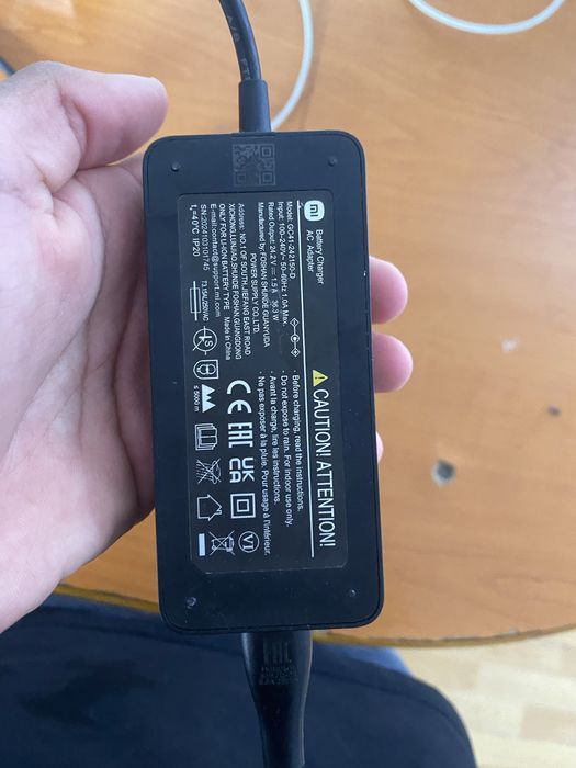 Vand trotineta electrica xiomi 4 lite sau schimb