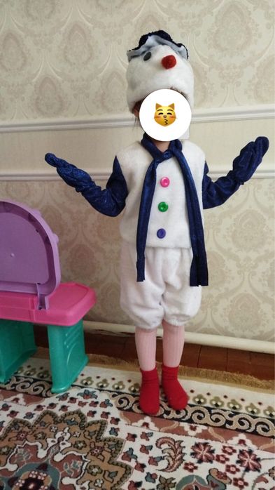 На прокат костюм снеговика