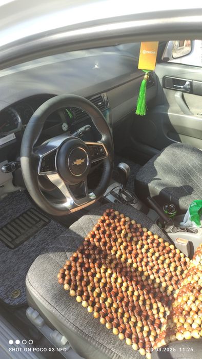 Lasetti jentra 2015 sotiladi