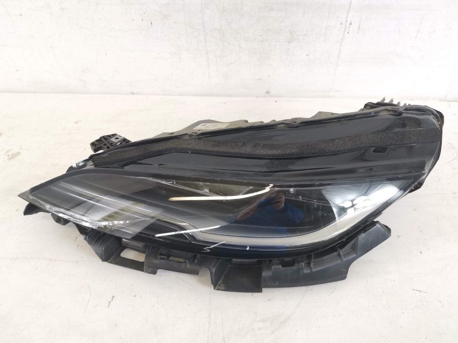 Ляв фар Led Тесла Модел 3 / Tesla Model 3 [ - ] Оригинален Повреден