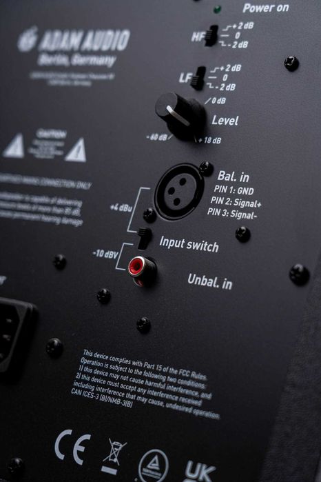 Adam Audio T8V Stand Bundle containing - пара